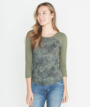 Baseball Raglan in Floral Camo