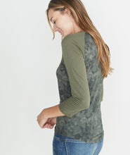 Baseball Raglan in Floral Camo