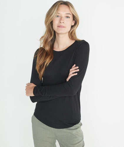 Clover Saddle Longsleeve in Black