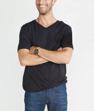 Signature V-Neck Tee - Black