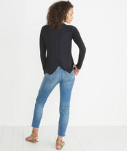 Tinley Tulip Back in Black